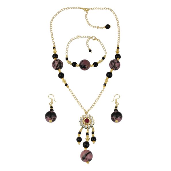 Pearlz Gallery Sumptuous Round Shaped Black Agate And Black Onyx And Rhodolite Necklace Set For Women