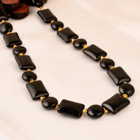 Pearlz Gallery Lovely Rectangle, Coin Shaped Black Agate Gem Stone Beads Necklace For Women