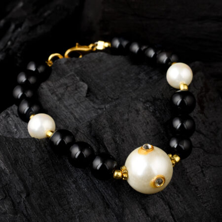 Pearlz Gallery Black Agate and Pearl Bracelet For Women & Girls