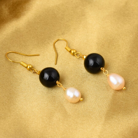 Pearlz Gallery Black Onyx And White Freshwater Pearl Earrings