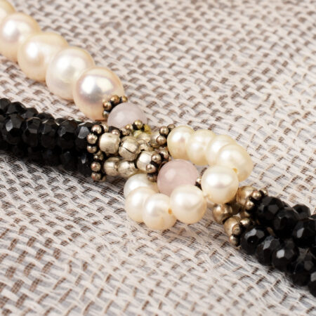 Pearlz Gallery Black Spinal And Freshwater Pearl Necklace